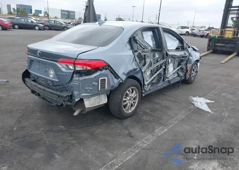 2021 Toyota Corolla Hybrid Le z USA, uszkodzony, nr VIN JTDEAMDE7MJ020682
